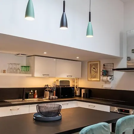 Duplex Elegant • Centre & Marche A Pied * La Rochelle (Charente-Maritime)